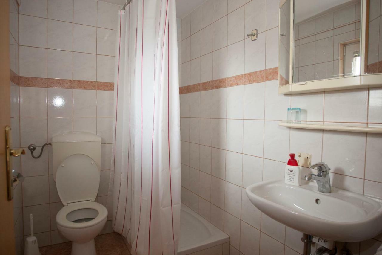 Guest House Celan Spodnja Hajdina Eksteriør bilde