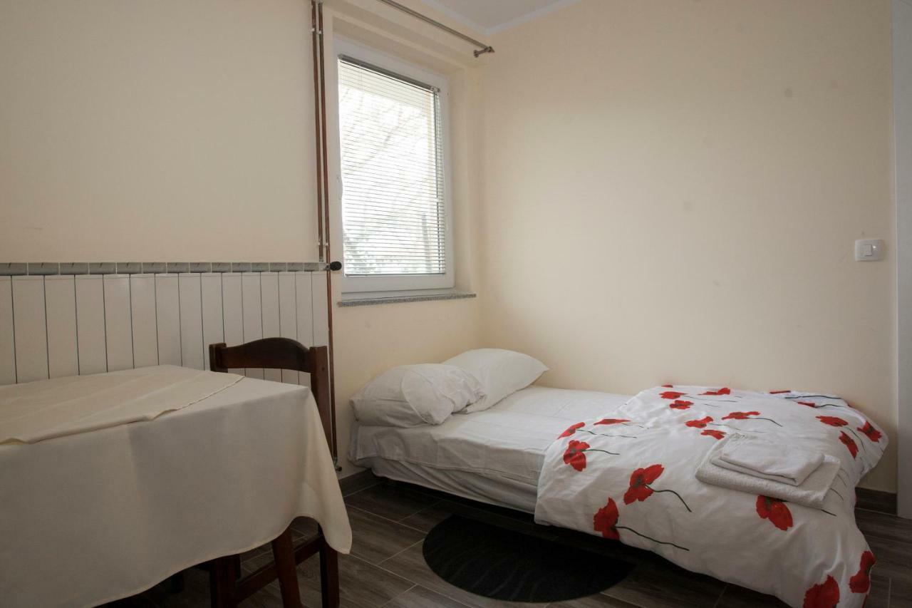 Guest House Celan Spodnja Hajdina Eksteriør bilde