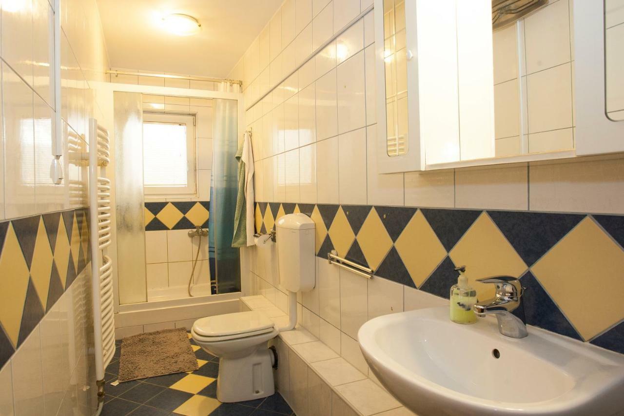 Guest House Celan Spodnja Hajdina Eksteriør bilde